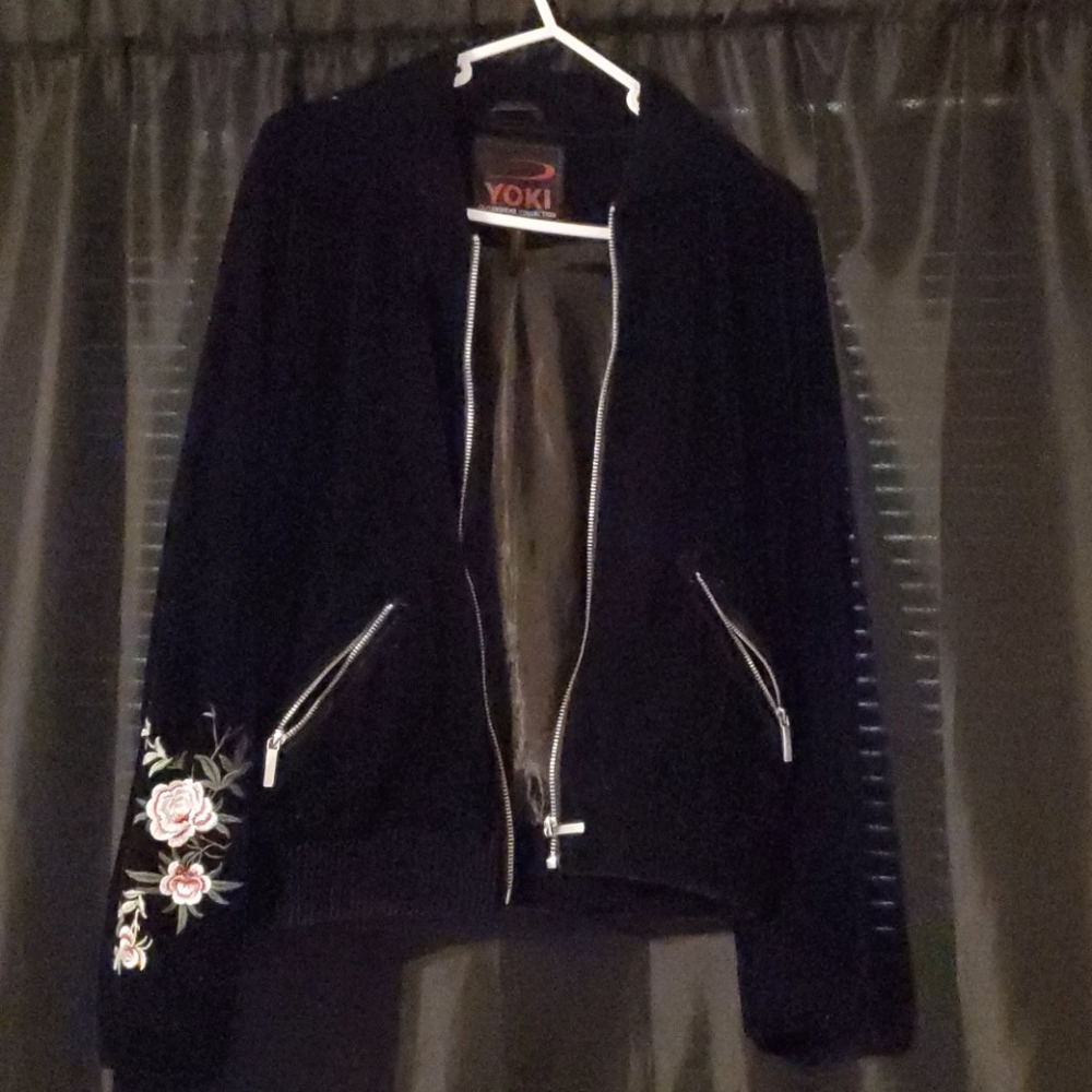 Black Velvet Zip Up Jacket with Flowers